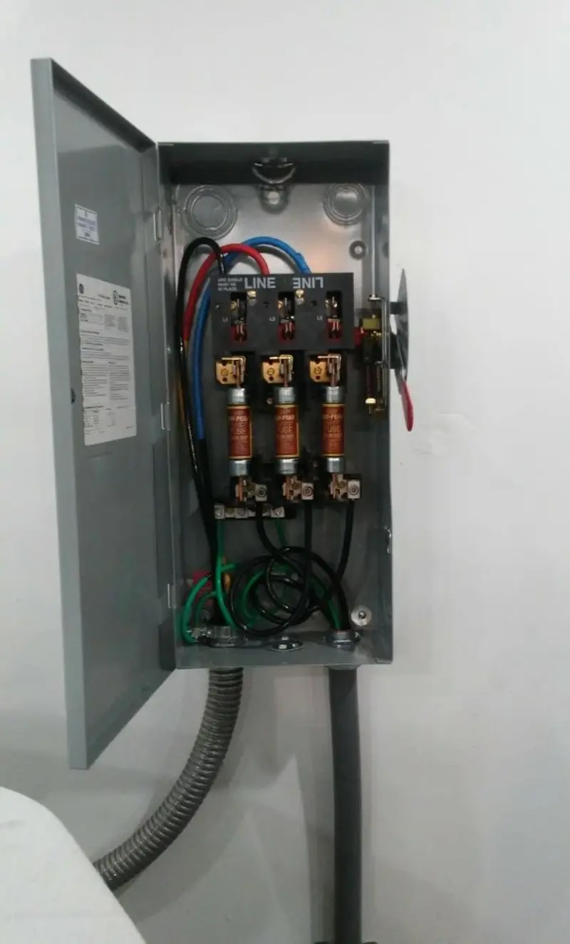 Three-phase disconnect switch installed for Electrical Wiring & Rewiring in June Park